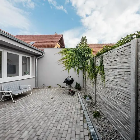 Holiday home Na Dedine